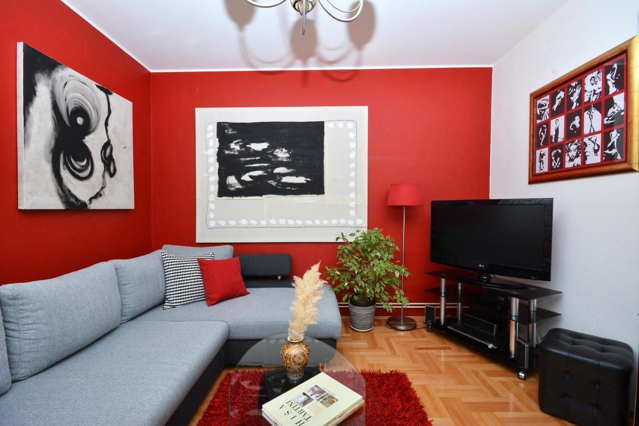 Artsy Apartment Klis Buitenkant foto